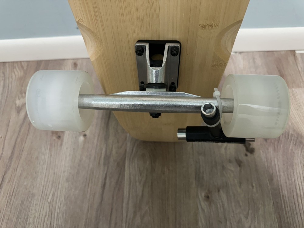 Magneto Kicktail Longboard, 44"