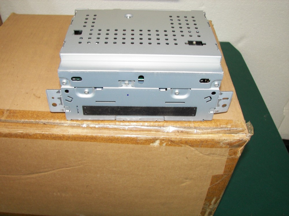 Jaguar CD Changer C2Z7041 NOS