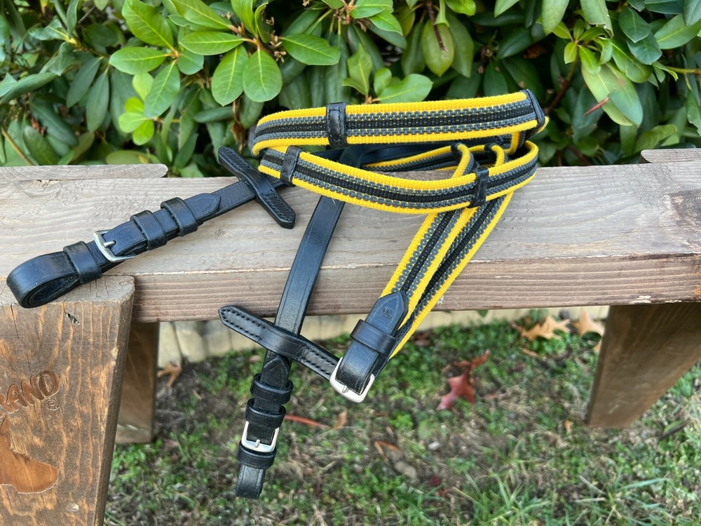 Leaders Chain Grip Reins - available in Red, Blue and Yellow!
