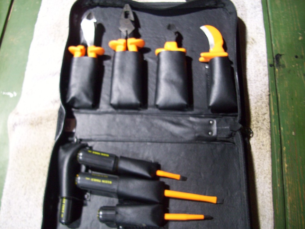 Pre-owned Klein tools - Premium 1000V Insulated Tool Kit, 8-Piece
