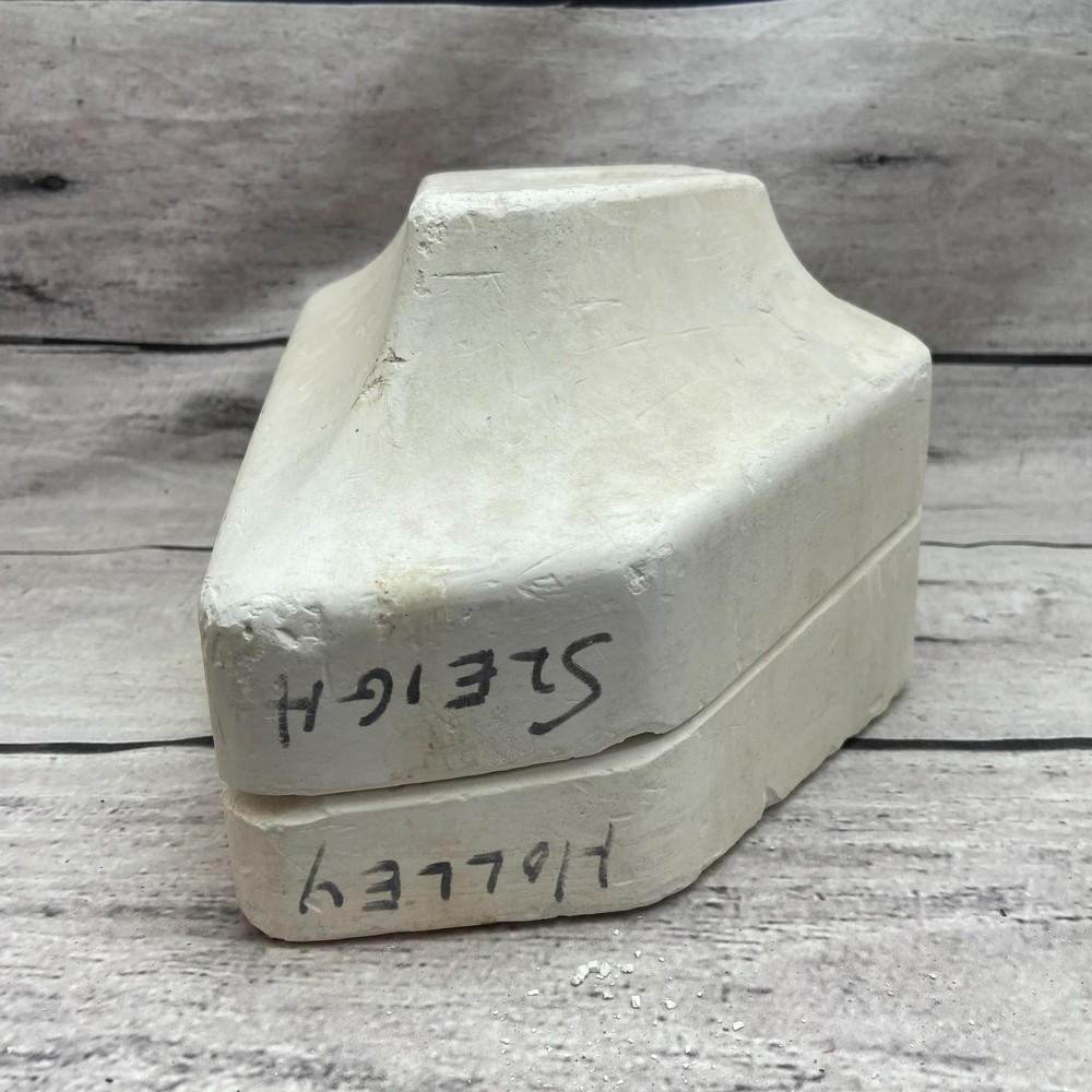 Atlantic Ceramic Casting Mold Holley Sleigh Figurine #A-369