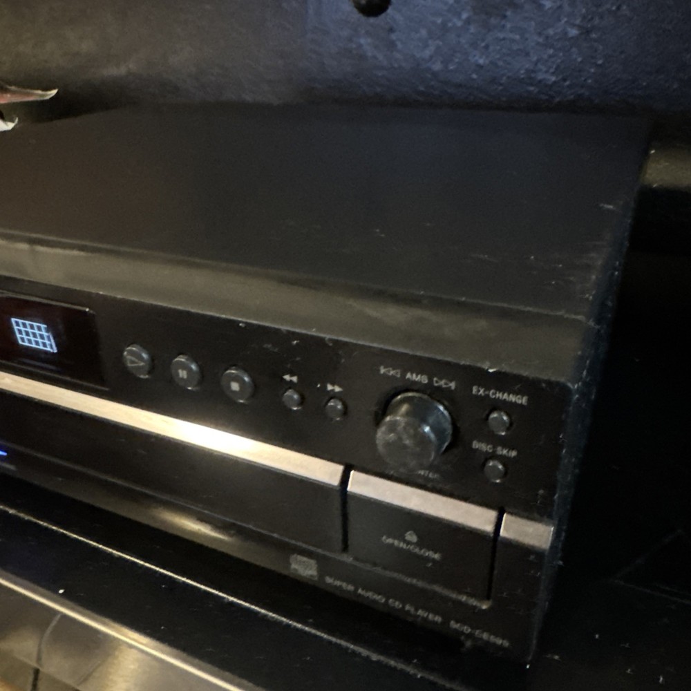 Sony Super Audio CD Player SCD-CE595 Multi-Channel 5 Disc CD Changer No Remote