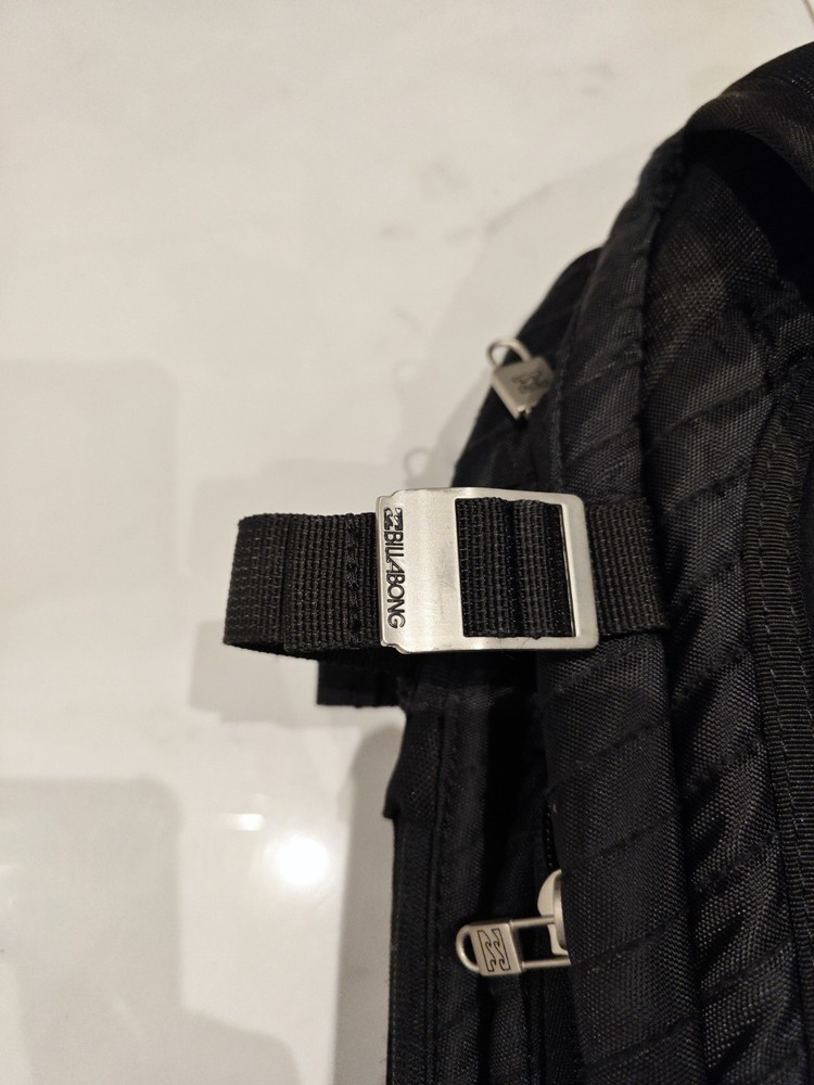 Excellent Condition Billabong Technical Snowboard Skateboard Backpack Pack