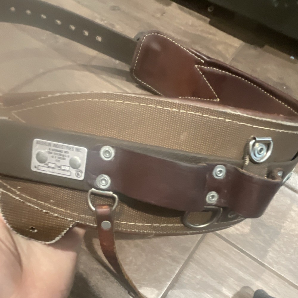 Bashlin Size D28 1511-D Lineman Climbing Belt