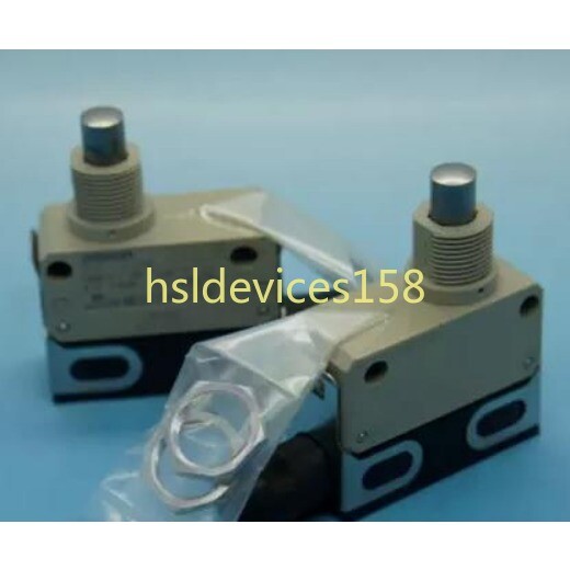 1PC New Omron D4E-1C10N Limit Switch D4E1C10N Free Shipping