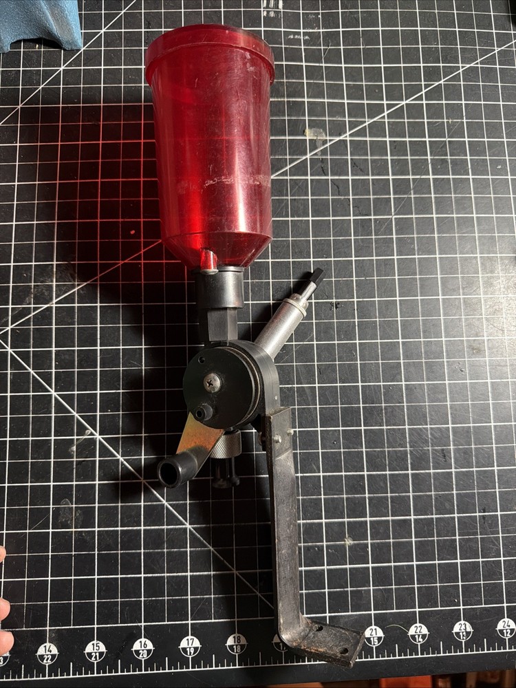 Lee Powder Dispenser used