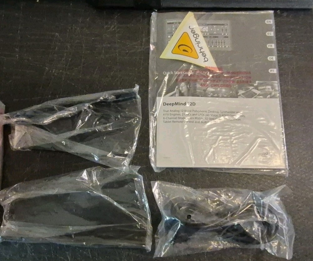 Behringer DeepMind 12D Polyphonic Analog Desktop Synthesizer Module .new