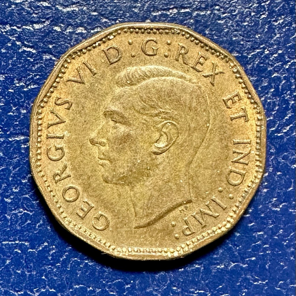 Beautiful 1943 Canda 5 Cent KM 40