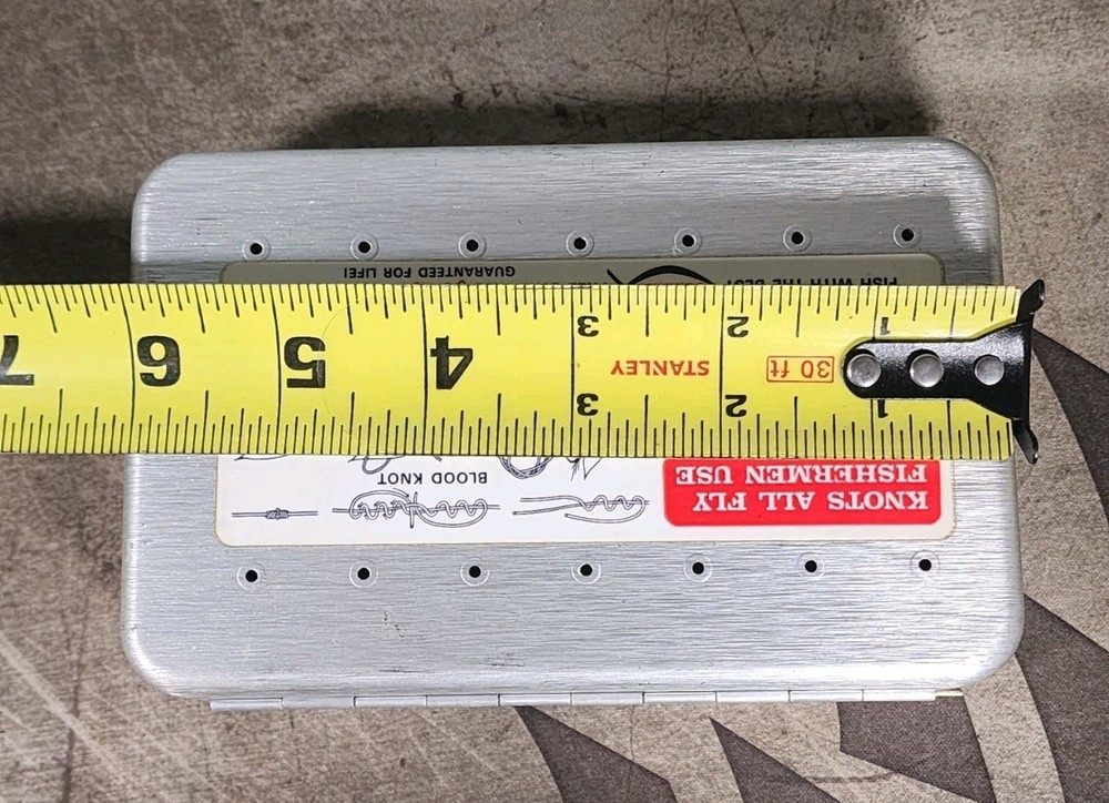 Vintage Perrine Aluminum Fly Box Case #97 With Flies