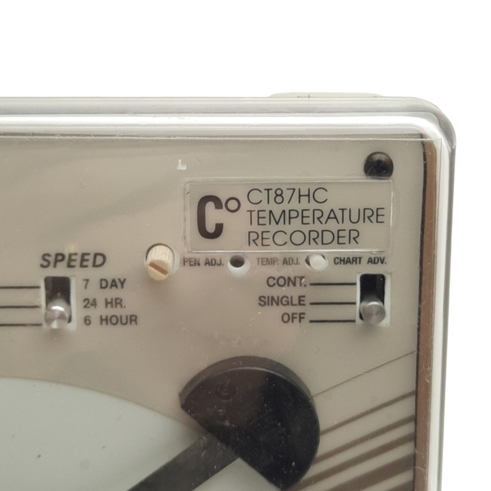 Omega Engineering CT87HC Temperature Chart Recorder, ø6in Chart, Type J, 12VDC