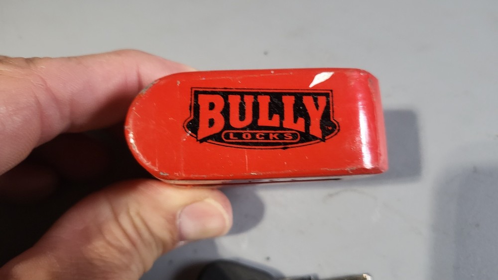 Bully Lock Locks Disc Lock Red Used