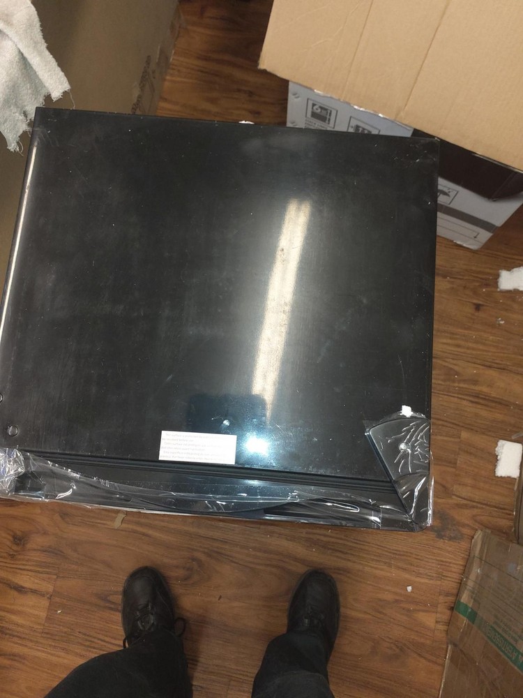 Insignia - NS- CF26BK9 2.6 Cu. Ft. Mini Fridge - Black #3