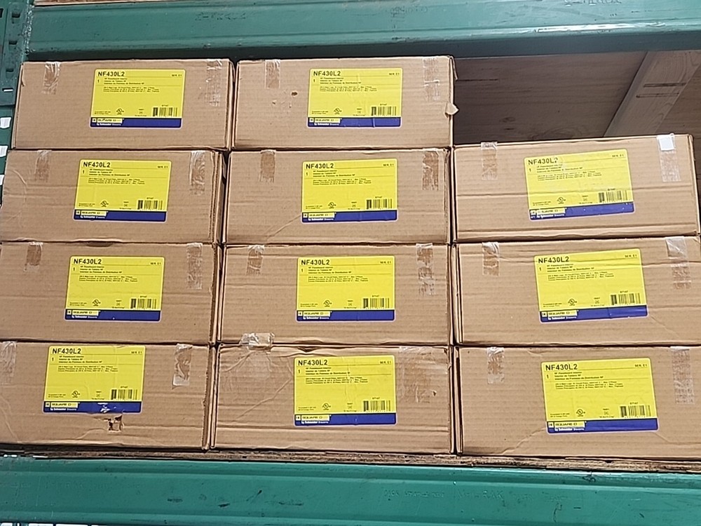 (1) Square D NF430L2  Panelboard Interior 250A 30 Spaces 3 Phase Main Lug Panel