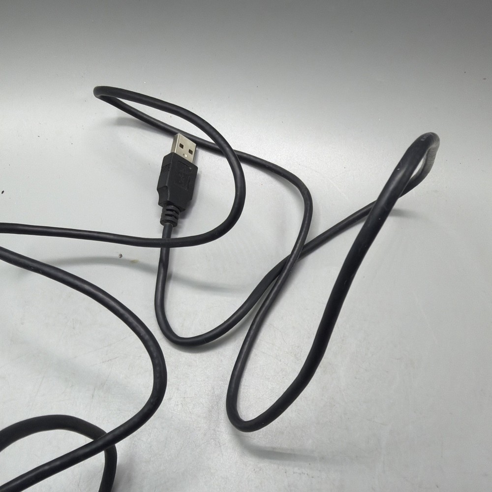 Behringer UCA200 U-Control USB Audio Interface Used Condition See Photos