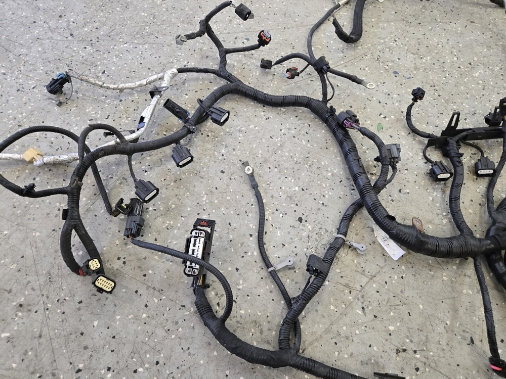 2017 CHEVROLET TRAVERSE Engine Wire Harness