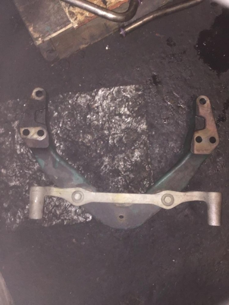 Replaces 21315115 VOLVO FRONT ENGINE MOUNT ,  OR