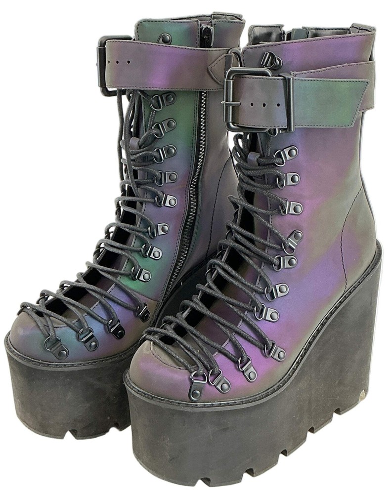 Dannyzen Boots Doom Patrol (2019-2023)