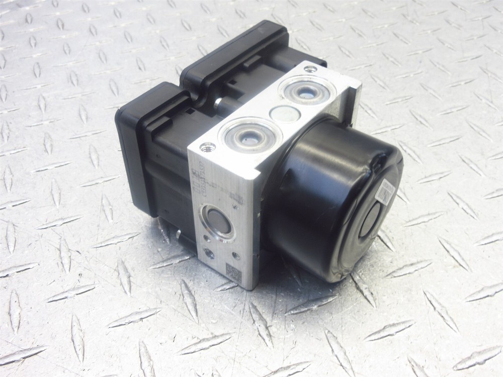 2020 19-20 Piaggio BV350 ABS Brake Pump Module