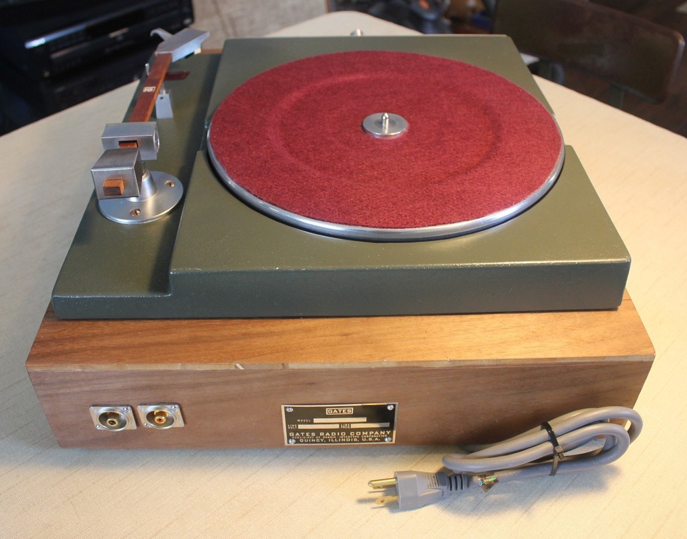Gates CB1200 Broadcasting Turntable Micro Trak 303 Professional Arm Excellent