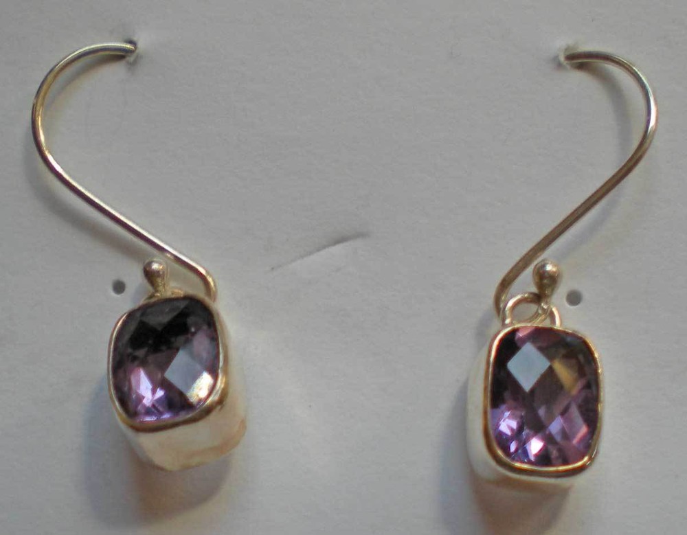 Amethyst Earrings - Sterling Silver j355