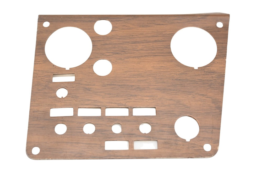 Mack 8MT3003P6, 8MT3003XP6 Wood Grain Dash Panel