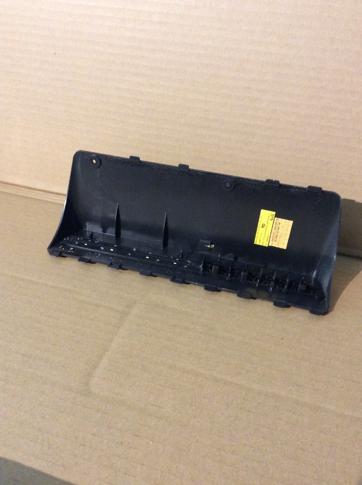 Toshiba TV/DVD Combo Side Panel J-2640