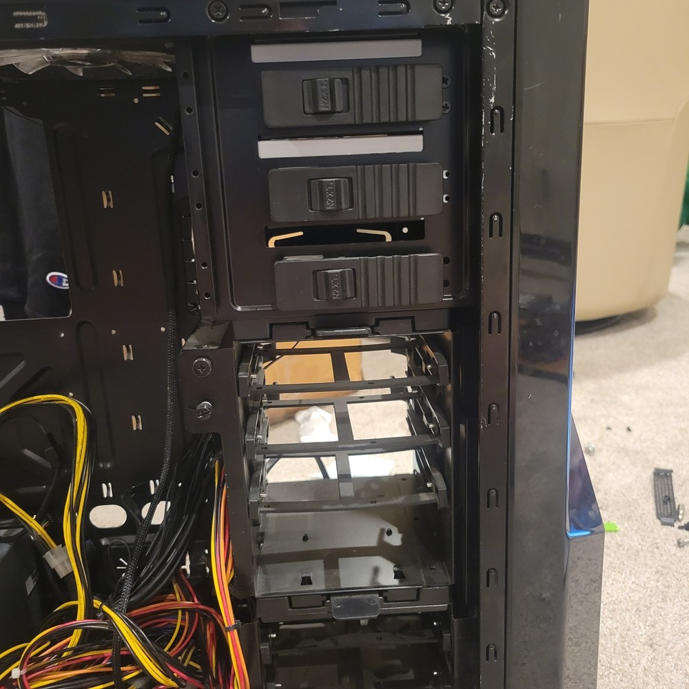 NZXT Phantom 410 Mid Tower Computer