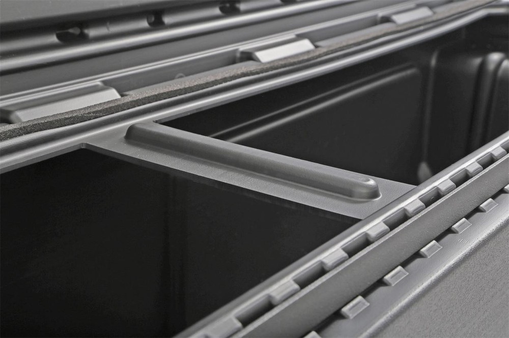 Dee Zee DZ6163P Specialty Series Poly Crossover Tool Box