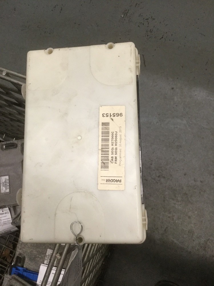 KENWORTH ECC (Electronic Chassis Control) Part Number 2002009064