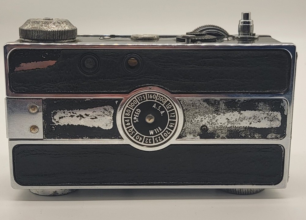Vintage ARGUS C3 "THE BRICK" 35mm film camera, Function Tested