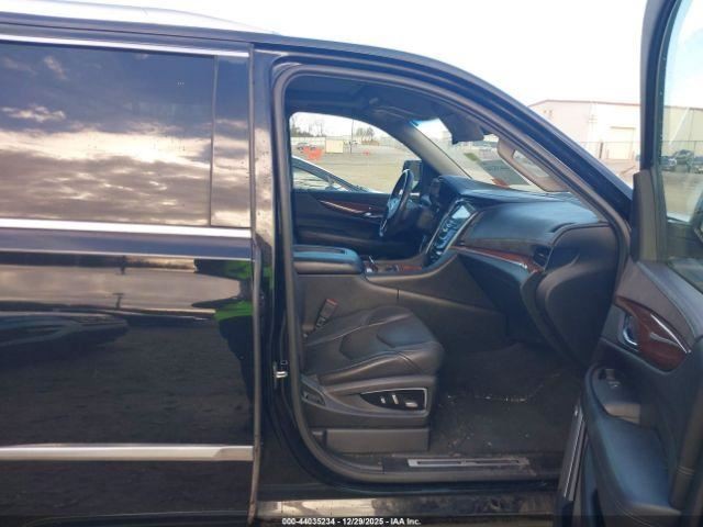 Fuse Box Engine Fits 15-20 ESCALADE 4999551