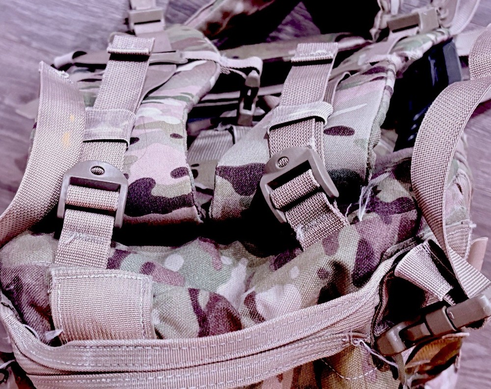 US Military MEDIUM RUCKSACK COMPLETE MULTI-CAM Molle II