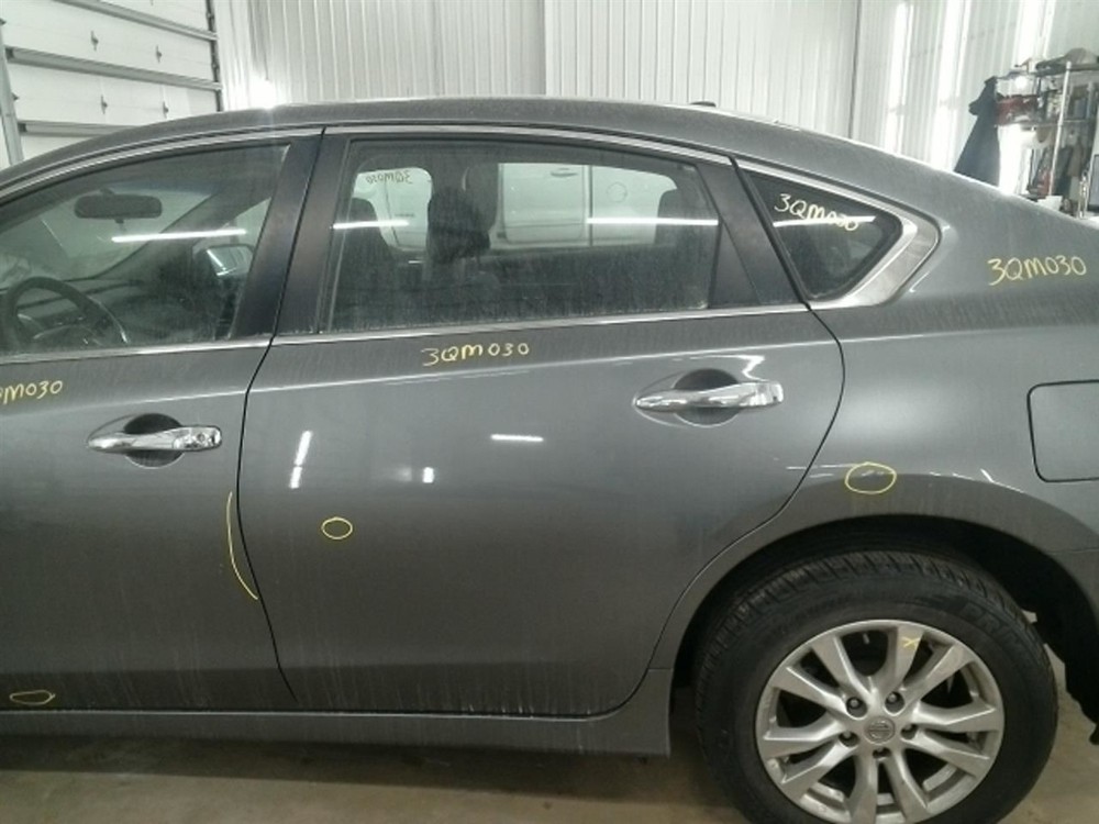 ALTIMA 2014 Antenna 104766091