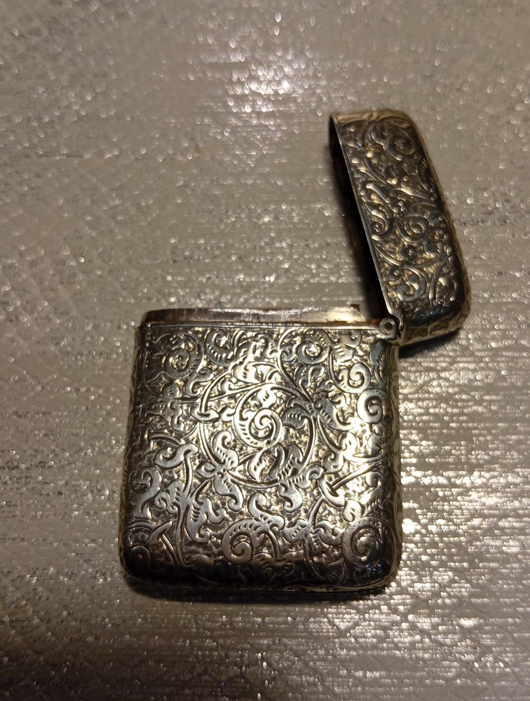 SOLID SILVER VESTA JOSEPH WHITTEN 1887 CLEAR HALLMARKS.