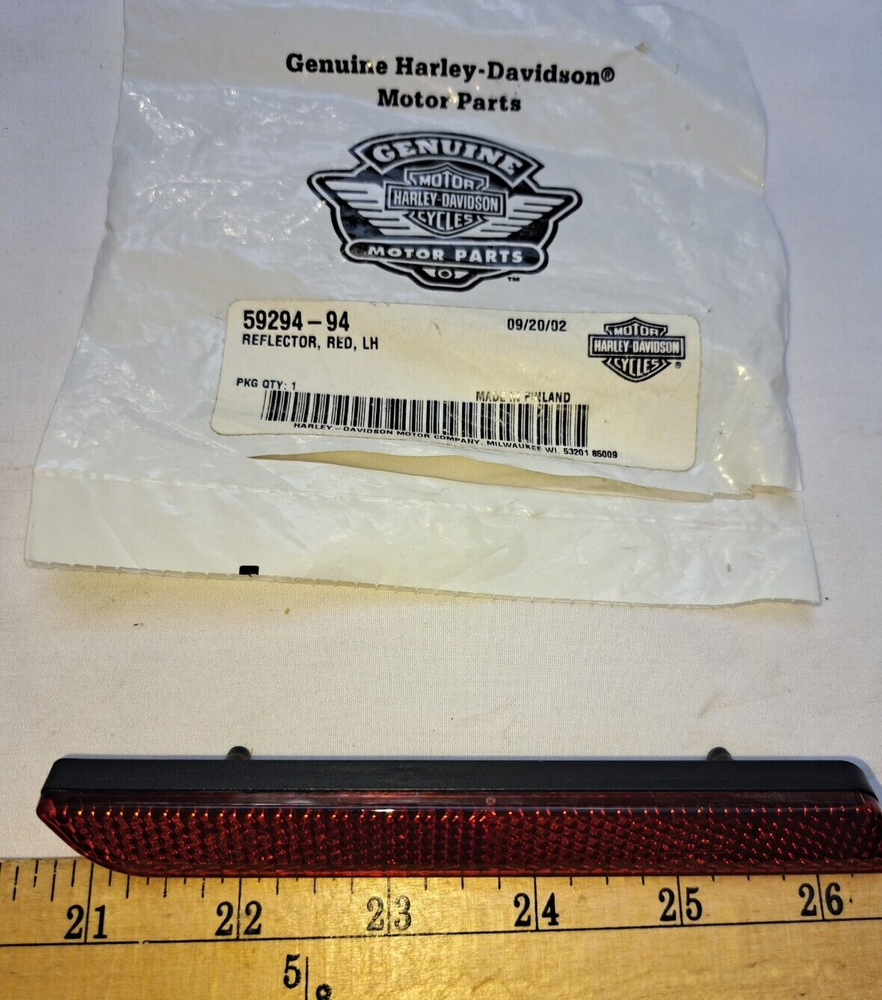 NOS Genuine Harley-Davidson Left Side Red Reflector #59294-94FXDS-CON 1994-2000