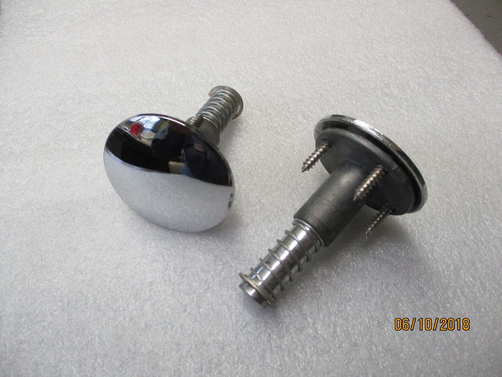 Retractable Tiedown Hooks