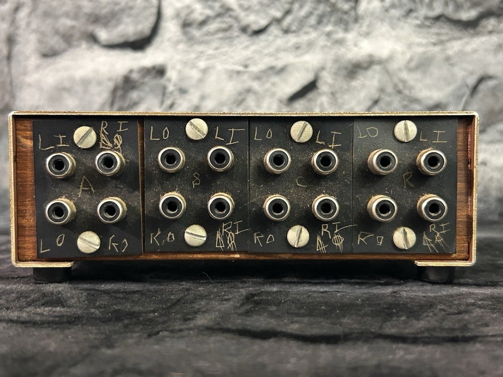 6 Switch Stereo Loop Lopping Box