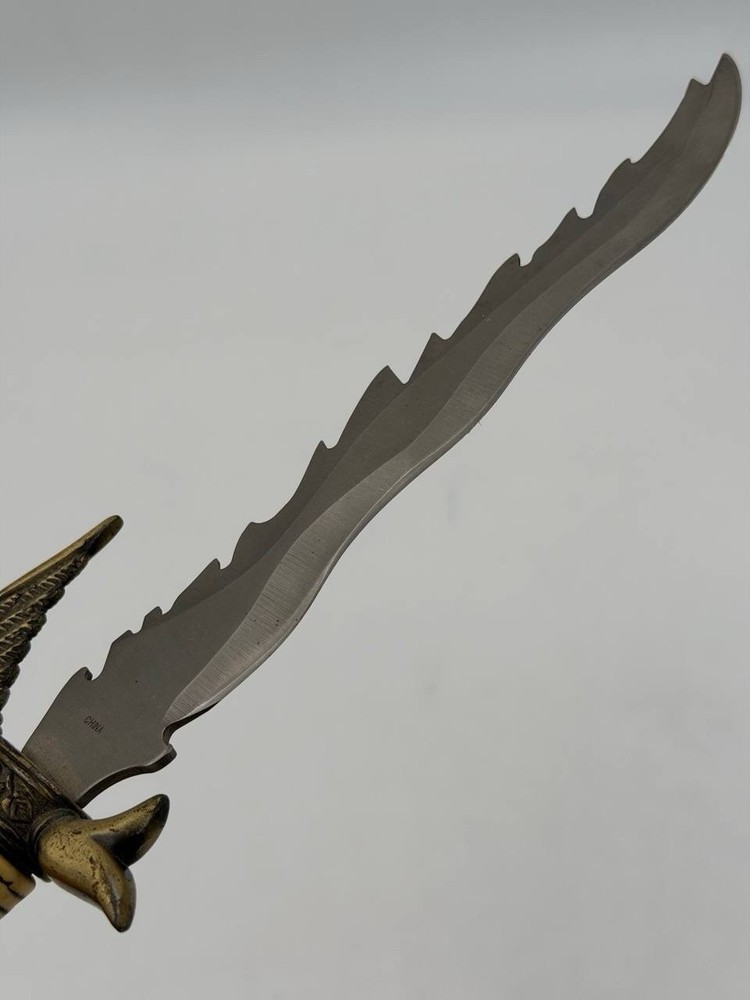 Fantasy Medieval Dagger Knife Wing Guard Stainless Rostfrei Display