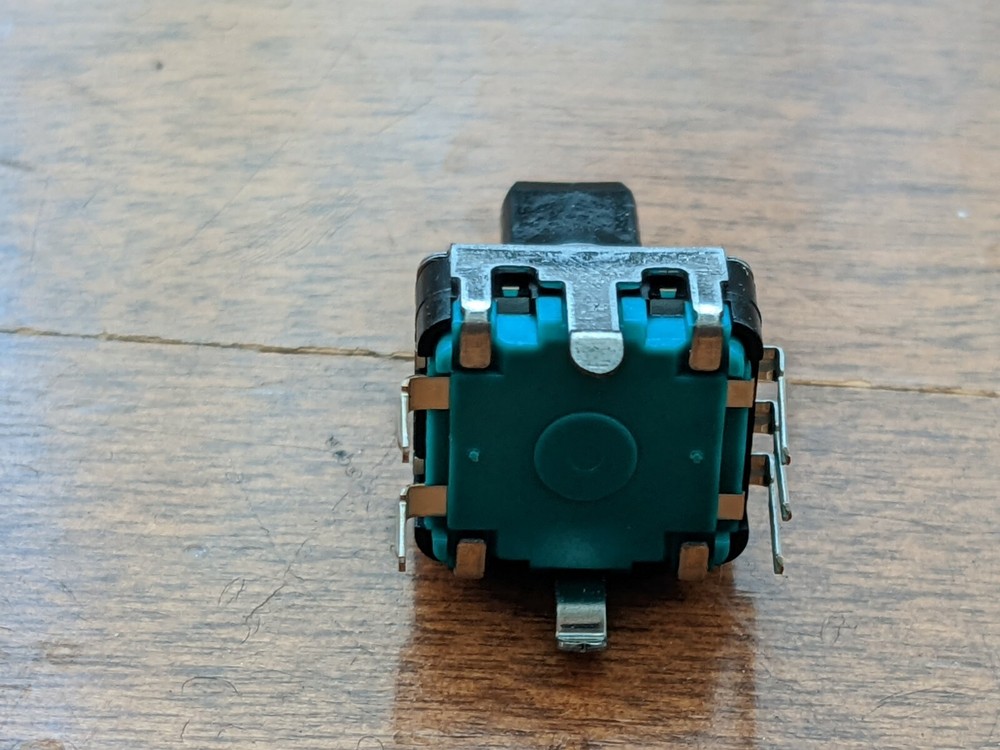 24 Detent Pulse Encoder w/switch - TC-Helicon Voicelive 3, Voicelive 3 Extreme