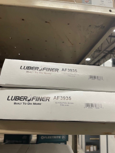 GENUINE NEW LUBERFINER AIR FILTER KIT AF3935