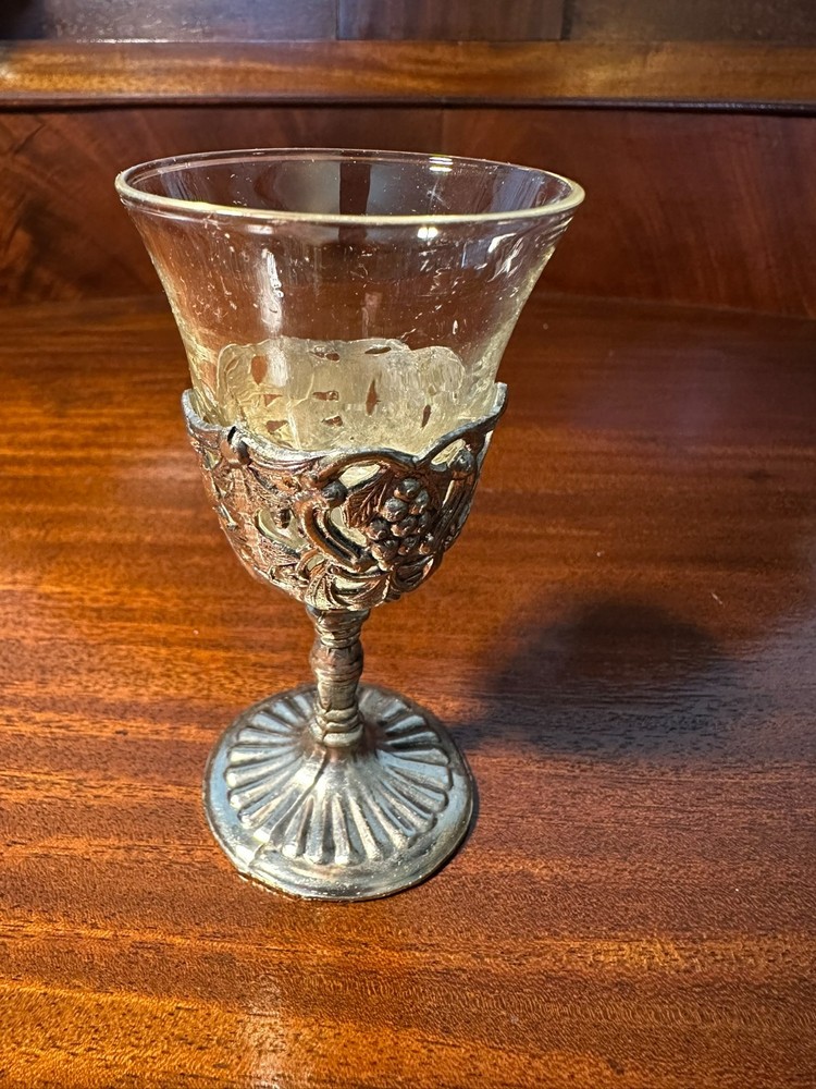 Set 6 Silver-tone Grape Cordial Goblets w/ 10" Silverplate Tray