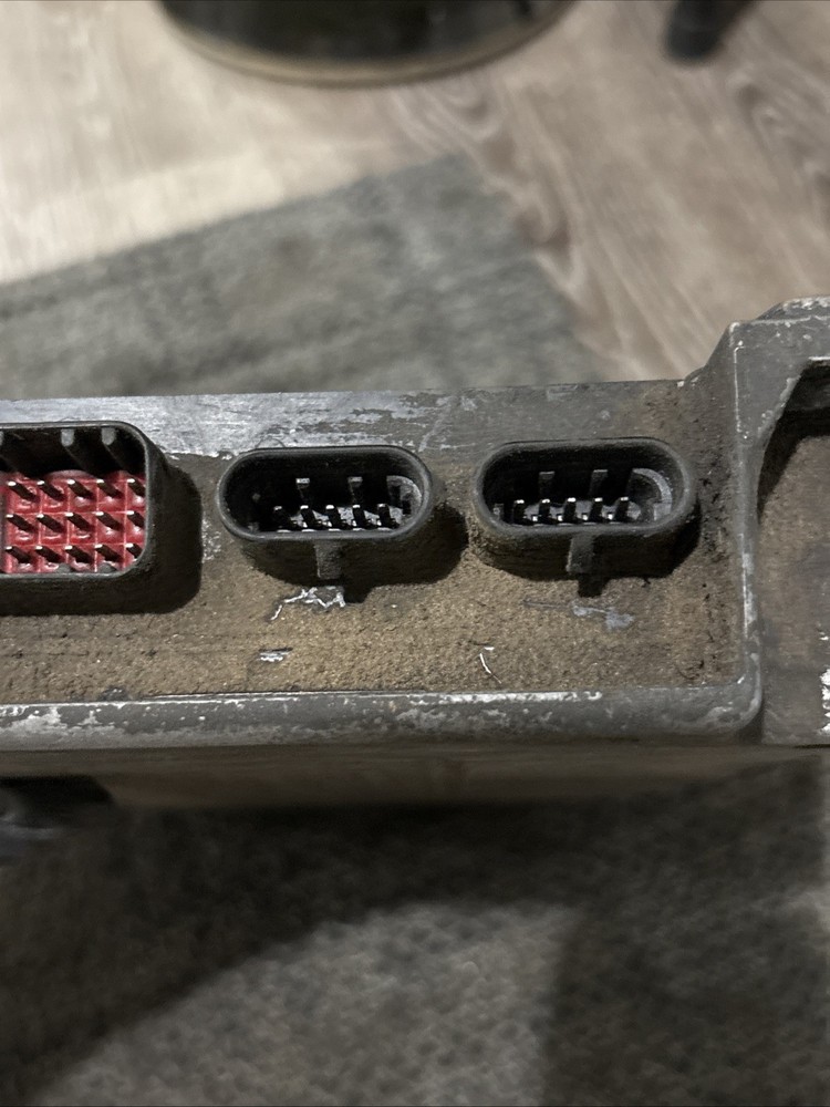 DETROIT DDEC III ENGINE CONTROL MODULE P23518743