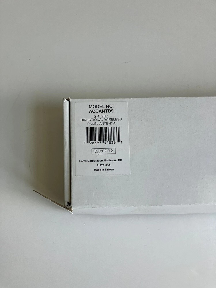 Lorex - 2.4 GHZ Directional Wireless Panel Antenna Model ACCANTD9 Range Extender