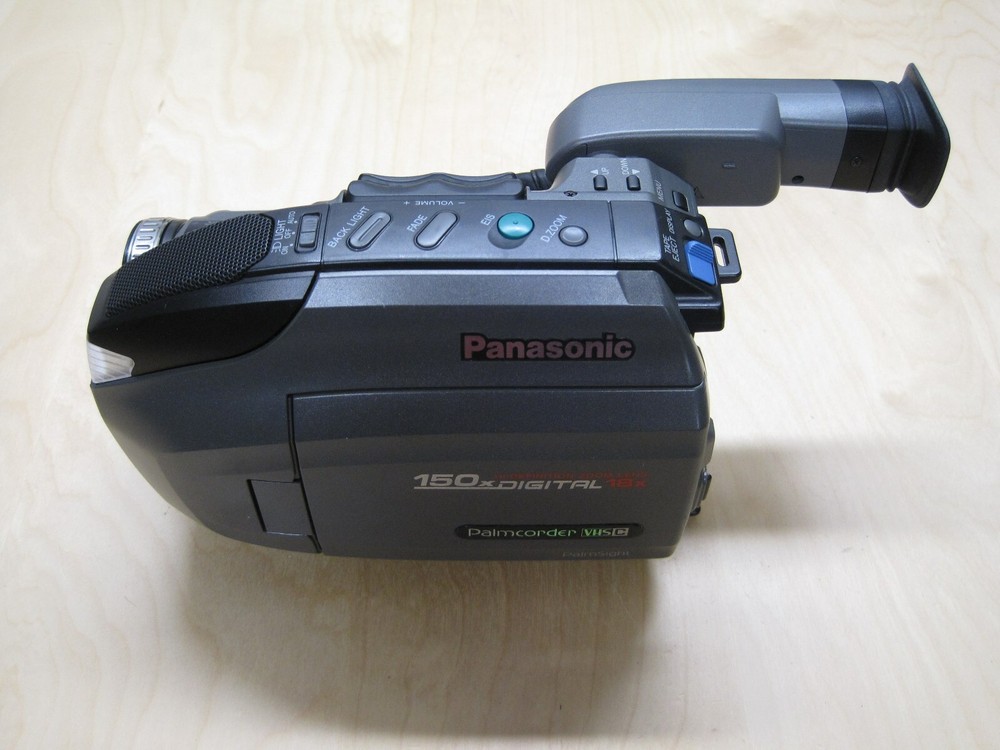 Panasonic Palmcorder  PV-L650D VHS C Camcorder