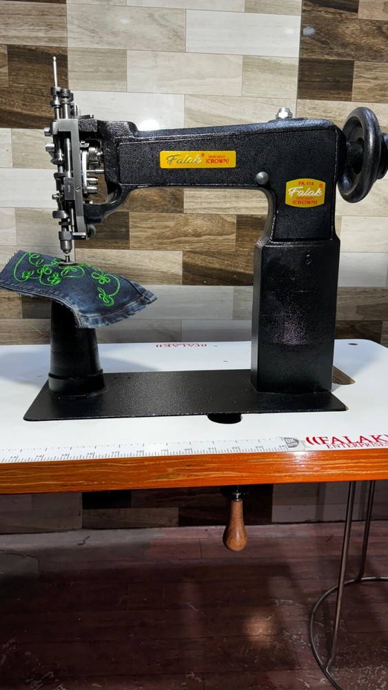 Falak Post Bed Chainstitch Embroidery Machine
