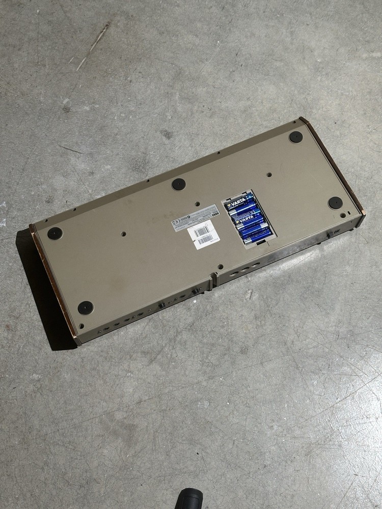 Korg microKORG 37-Key Digital Synth Keyboard Arpeggiator Vocoder MIDI AS IS