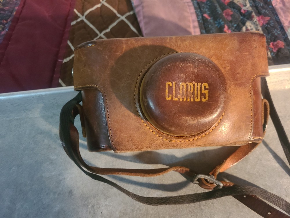 CLARUS MS-35 35MM CAMERA WITH MANY EXTRAS