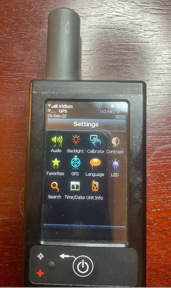 SHOUT ts HANDHELD IRIDIUM TRACKER