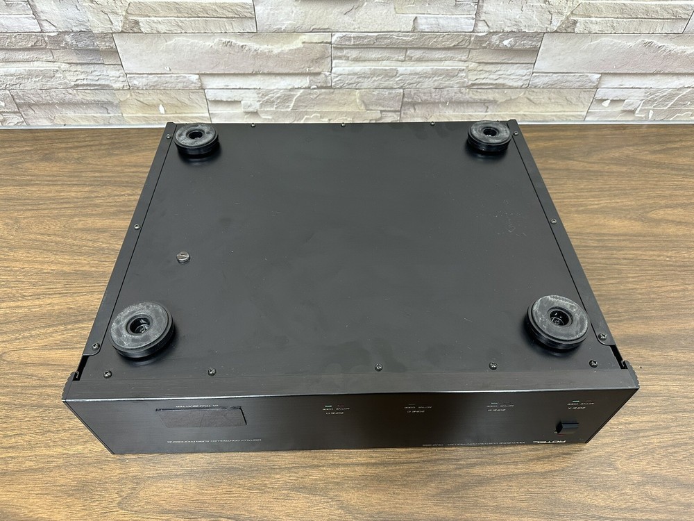 Rotel RMZ-955 Multi-Zone Custom Controller / Multi Room Amplifier Great Cond