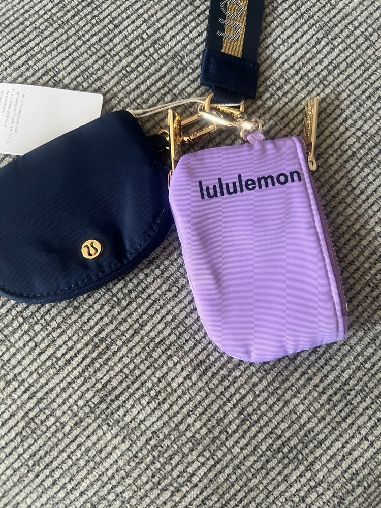 Lululemon dual pouch wristlet